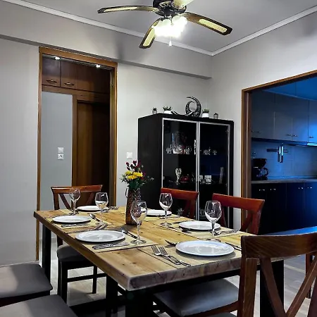 アパート Linda Apartment