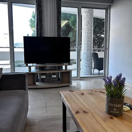 Linda Apartment